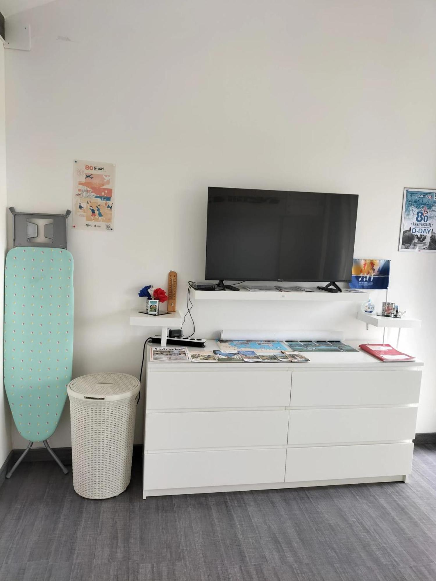 Studio Charmant A Vierville Sur Mer 30M² Avec Jardin Экстерьер фото